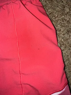 Lululemon Hotty Hot 4" High-Rise 4 thumbnail 2
