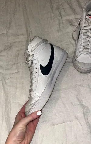 Nike blazers thumbnail 1