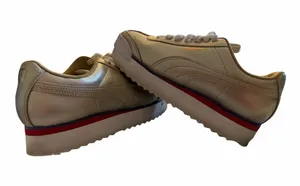 Puma Roma Amor Mixmetal Platform Womens Size 8.5 Athletic Shoes Sneakers EUC thumbnail 1