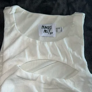 Princess Polly Lynlee Top in White Size 0 thumbnail 13