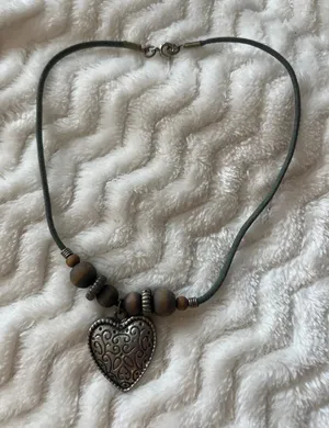 Vintage Heart Pendant Wood Bead Necklace thumbnail 1