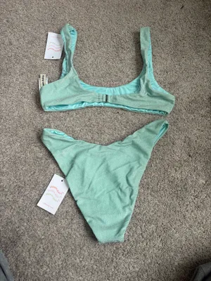 Dippin' Daisy's Bikini Set thumbnail 4
