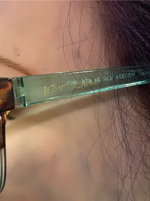 Betsey Johnson Two-Tone Tortoiseshell and Clear Cat-Eye reading 2.50 Glasses thumbnail 3