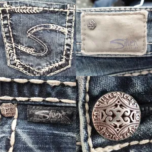 Vintage Y2K Silver Jeans Suki Dark Wash Mid Rise Cropped Bootcut Jeans Size 4 thumbnail 3