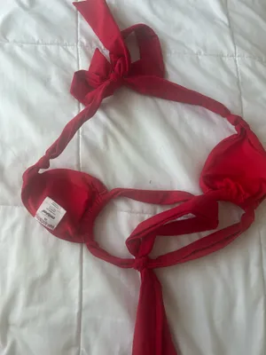 Edikted Red Knot Bikini Set thumbnail 3