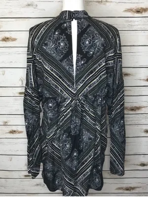 💋Free People Black Printed Choker Keyhole Blouse Medium NWT thumbnail 5