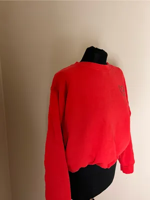 Universal Threads Red Heart Embroidered Crewneck Sweatshirt thumbnail 3