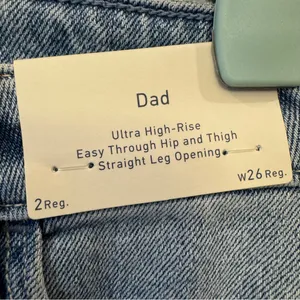 Hollister Ultra High Rise Dad Jean‎ Womens Size 2 Regular in Light Wash NEW thumbnail 3