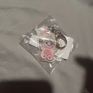 NWT K thumbnail 4