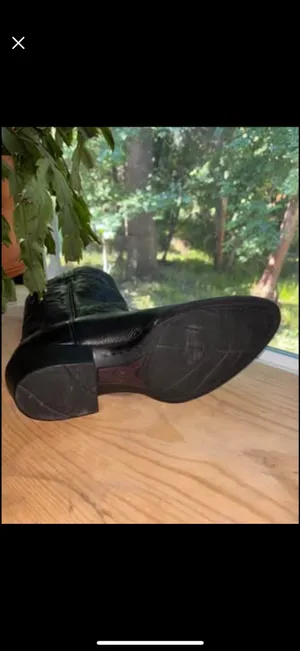 Cowboy Ariat Boots thumbnail 4