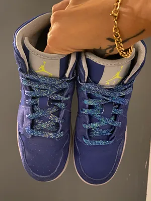 Jordan Air 1 Retro Mid GG ‘Deep Royal Blue’ thumbnail 4
