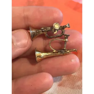 B242 earrings gold tone tarnished fashion repair scrap thumbnail 3