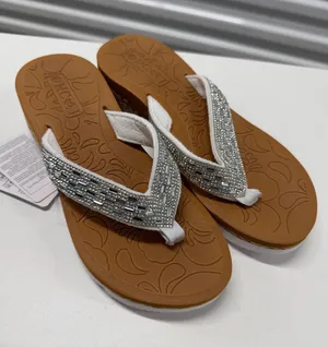 ONCAI Womens Rhinestone Platform Flip Flops White Crystal Wedge Sandals size 6 thumbnail 1