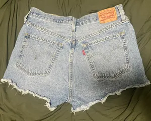 Levi’s 501 Denim Shorts thumbnail 2