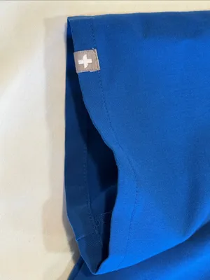 Figs Women's V-Neck Royal Blue Scrub Top Pockets Size XS thumbnail 4