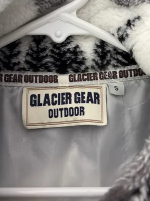 Glacier Gear Outdoor Black White Fleece Vest Forest Tree Scene Alaska Winter thumbnail 2