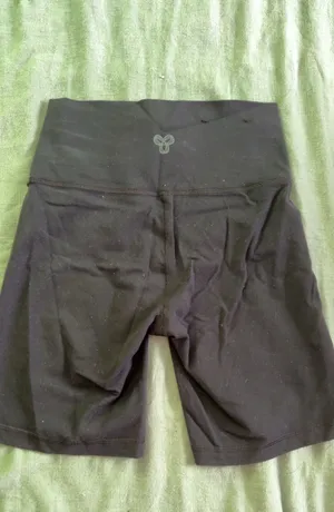 Aritzia TNA Biker Shorts thumbnail 2