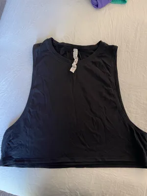 Lululemon Muscle Love Cropped Tank thumbnail 3