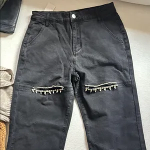NWT cotton poly blend size small dark charcoal jeans with rhinestone flair. thumbnail 3