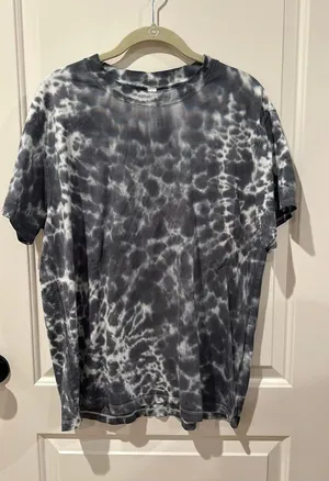 Lululemon Tee thumbnail 1