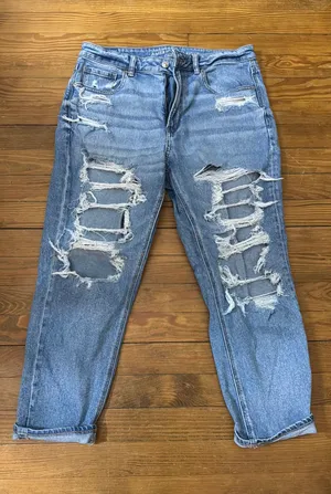 American Eagle Mom Jeans thumbnail 1