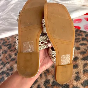 Calvin-klein Women's Gold Sandals thumbnail 7