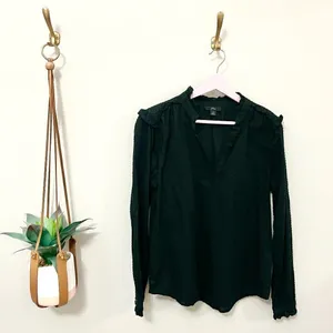 J. Crew Ruffle-Trim V-neck Popover in Clip Dot Black Size S Dark Feminine Chic thumbnail 3