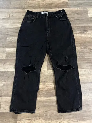 Abercrombie & Fitch Woman’s The Ankle Straight Ultra High Rise Black Jeans 29 thumbnail 1