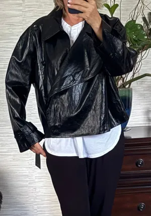 Marc New York Andrew Marc Black Coated Cropped Moto Jacket NWT Shiny M thumbnail 10