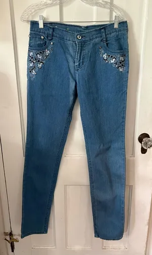 NWOT Embellished Blue Women’s Jeans - Stylish thumbnail 1