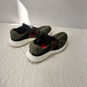 Adidas Snickers Size 6.5 Women's Running Shoes Run Lux Clima Army Green Comfy thumbnail 7