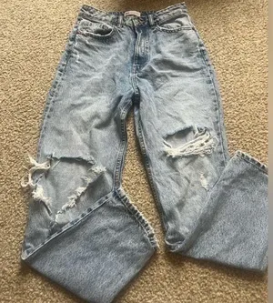 ZARA Jeans High-Rise thumbnail 1