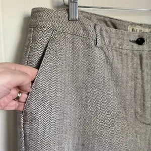 LL Bean Classic Fit Herringbone Pants Tan Womens 14 Flat Front Trousers Straight thumbnail 4