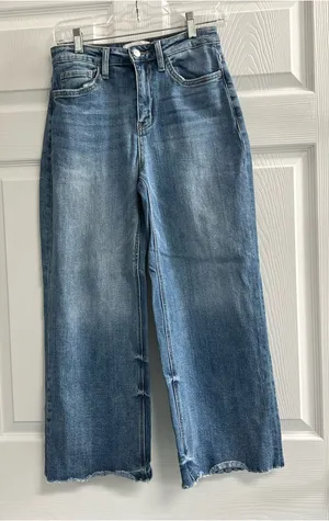 VERVET Women’s Medium Wash High-Rise Wide-Leg Stretch Blue Jeans - Size 26 VGUC thumbnail 1