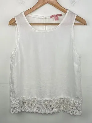 Marina Luna Linen White Crochet Trim Sleeveless Top size Medium thumbnail 1