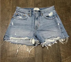 Abercrombie shorts thumbnail 1
