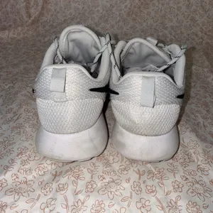 Nike Roshe Gray thumbnail 3