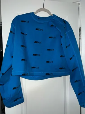 Nike Cropped Long Sleeve thumbnail 1