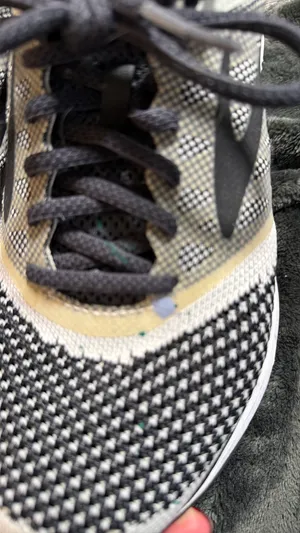Brooks Revel thumbnail 3