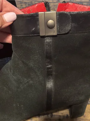 Coach Hillary‎ Black Suede Ankle Boots Block Heel Made in Italy Size 8.5 B thumbnail 8