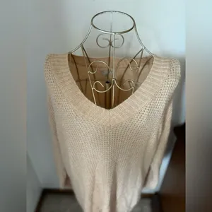 American Eagle Outfitters V-Neck Long Sleeve Knit Sweater XS Tan thumbnail 8