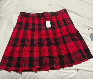 Boutique Skirt Size L thumbnail 1