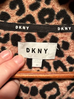 DLNY Fleece Leopard-Print Pajama Set Size M thumbnail 7