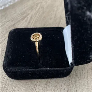 Tory Burch Miller Pave’ Delicate Ring Size 7.5 NEW! thumbnail 2
