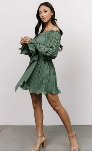 NEW Baltic Born Aubrey Off the Shoulder Pleated Mini Dress Green Large L NWT thumbnail 2