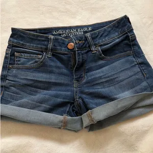 American Eagle Jean Shorts Stretch  thumbnail 1