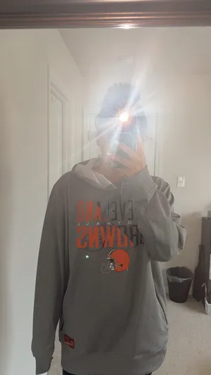 Cleveland Browns Sweatshirt thumbnail 2