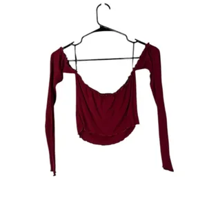 Forever 21 Red Ribbed Off the Shoulder Long Sleeve Cropped Top Women Sz S thumbnail 2
