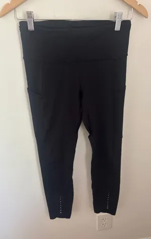 Lululemon Speed Up Tight 25 Black Running‎ Leggings Pockets Reflective Size 6 thumbnail 1