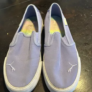 Puma Lavender Slip-On Shoes thumbnail 1